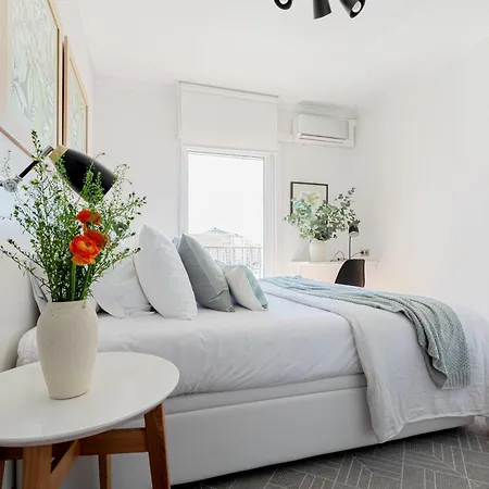 Διαμέρισμα Sea Views From 4 Balconies Walk Score 90