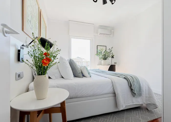 Διαμέρισμα Sea Views From 4 Balconies Walk Score 90