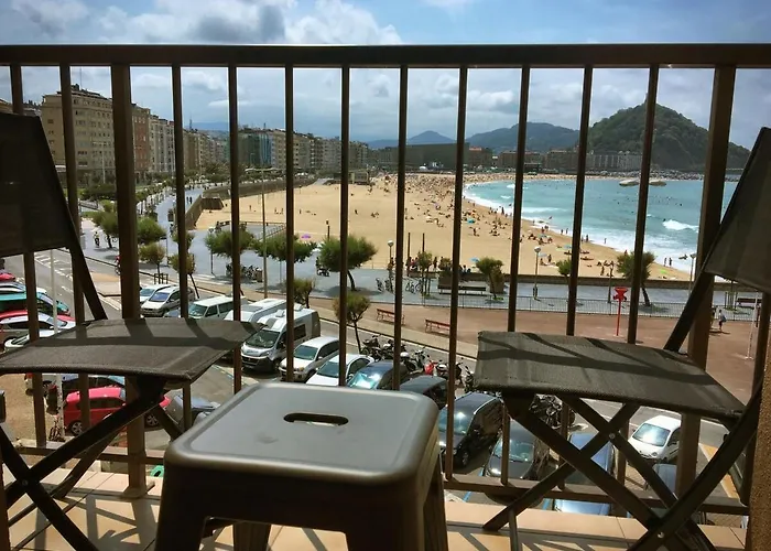 Sea Views From 4 Balconies Walk Score 90 San Sebastián